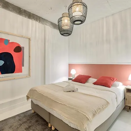Artist And Design Loft - 10 Guests - 5 Min From Metro Appartamento