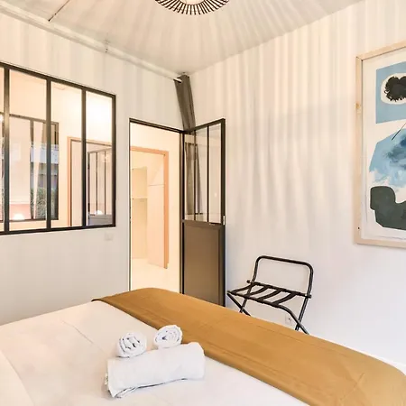 Artist And Design Loft - 10 Guests - 5 Min From Metro Appartamento *
